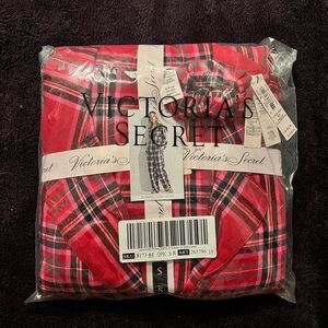 Victoria’s Secret two piece pajama set